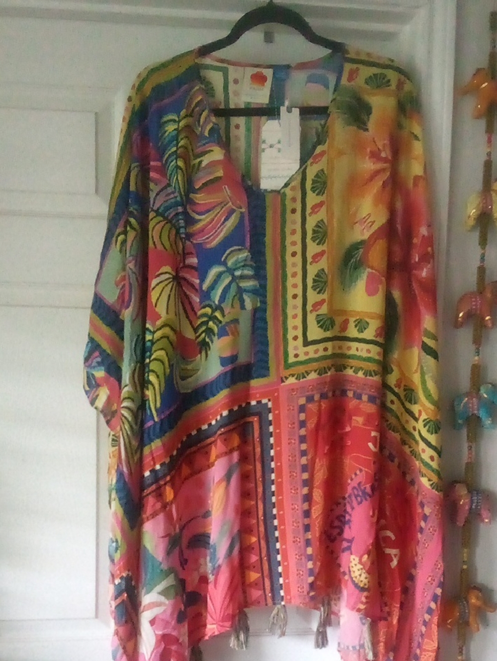 Vibrant FARM RIO Tropical Print Poncho